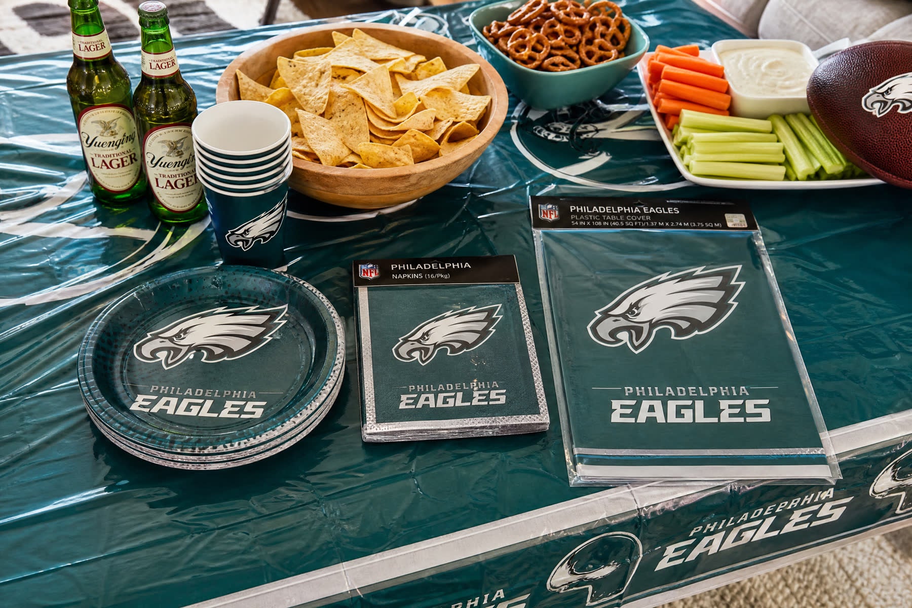 Philadelphia Eagles Game Day Checklist and Party Decorations