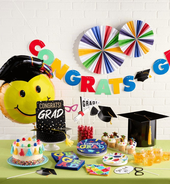 Graduation Party Supplies and Party Decorations